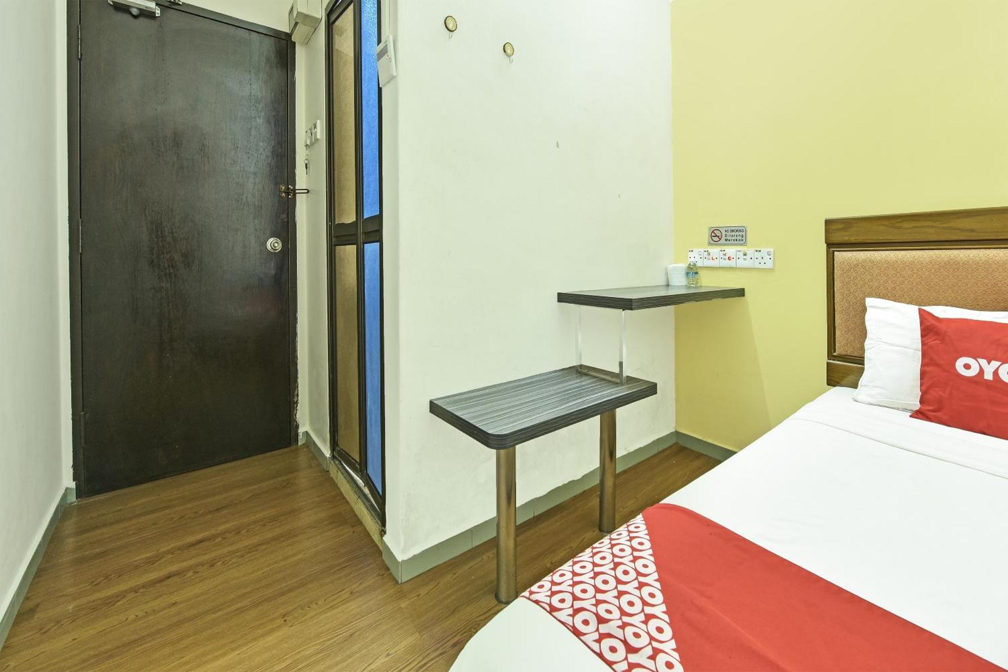 Super Oyo 44036 Hotel De Perdana Hill Batu Pahat Εξωτερικό φωτογραφία