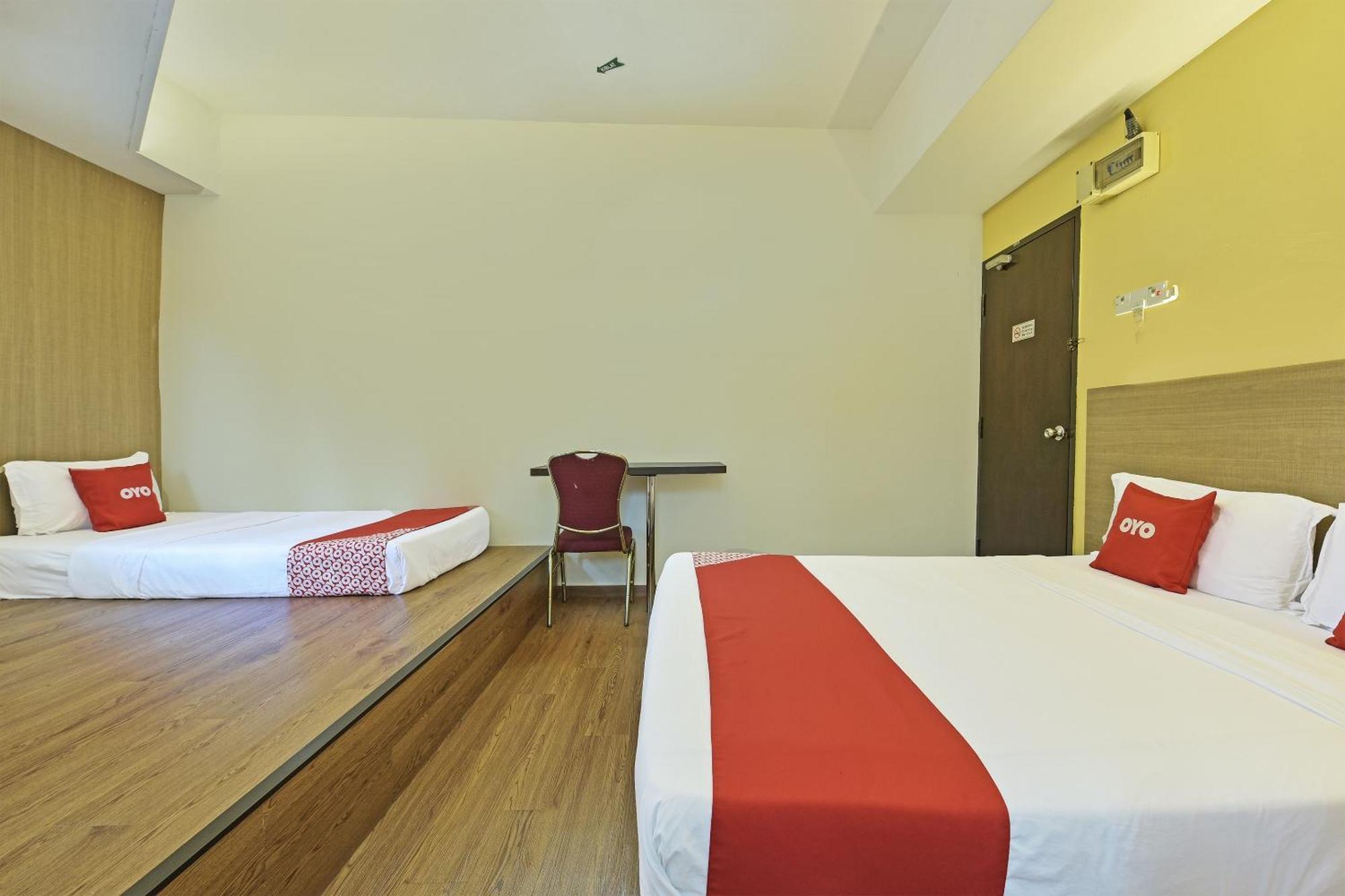 Super Oyo 44036 Hotel De Perdana Hill Batu Pahat Εξωτερικό φωτογραφία