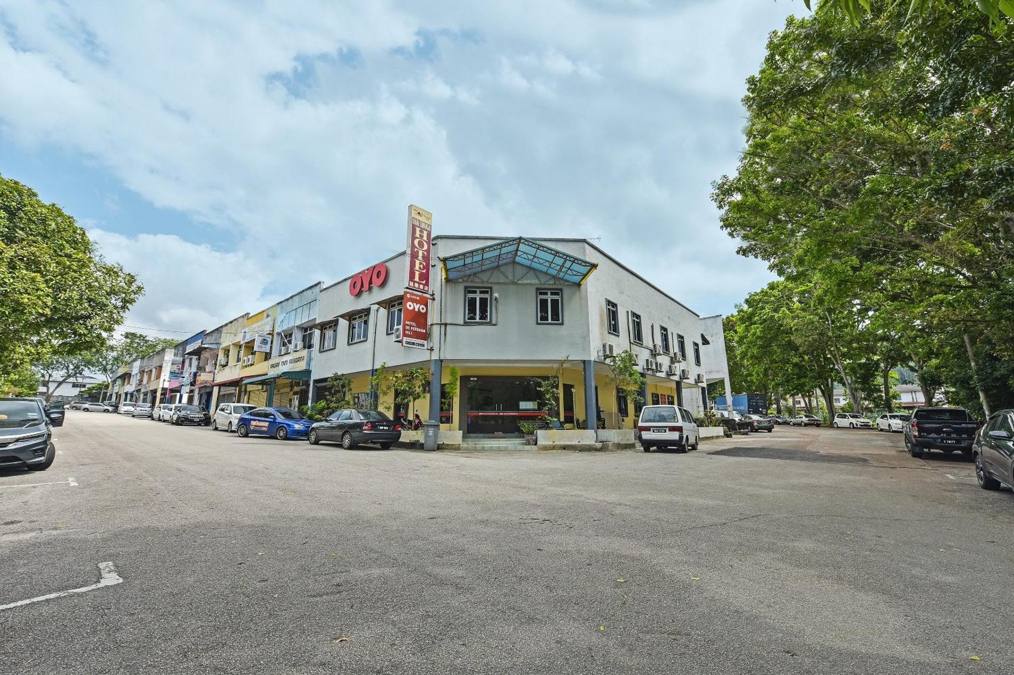 Super Oyo 44036 Hotel De Perdana Hill Batu Pahat Εξωτερικό φωτογραφία