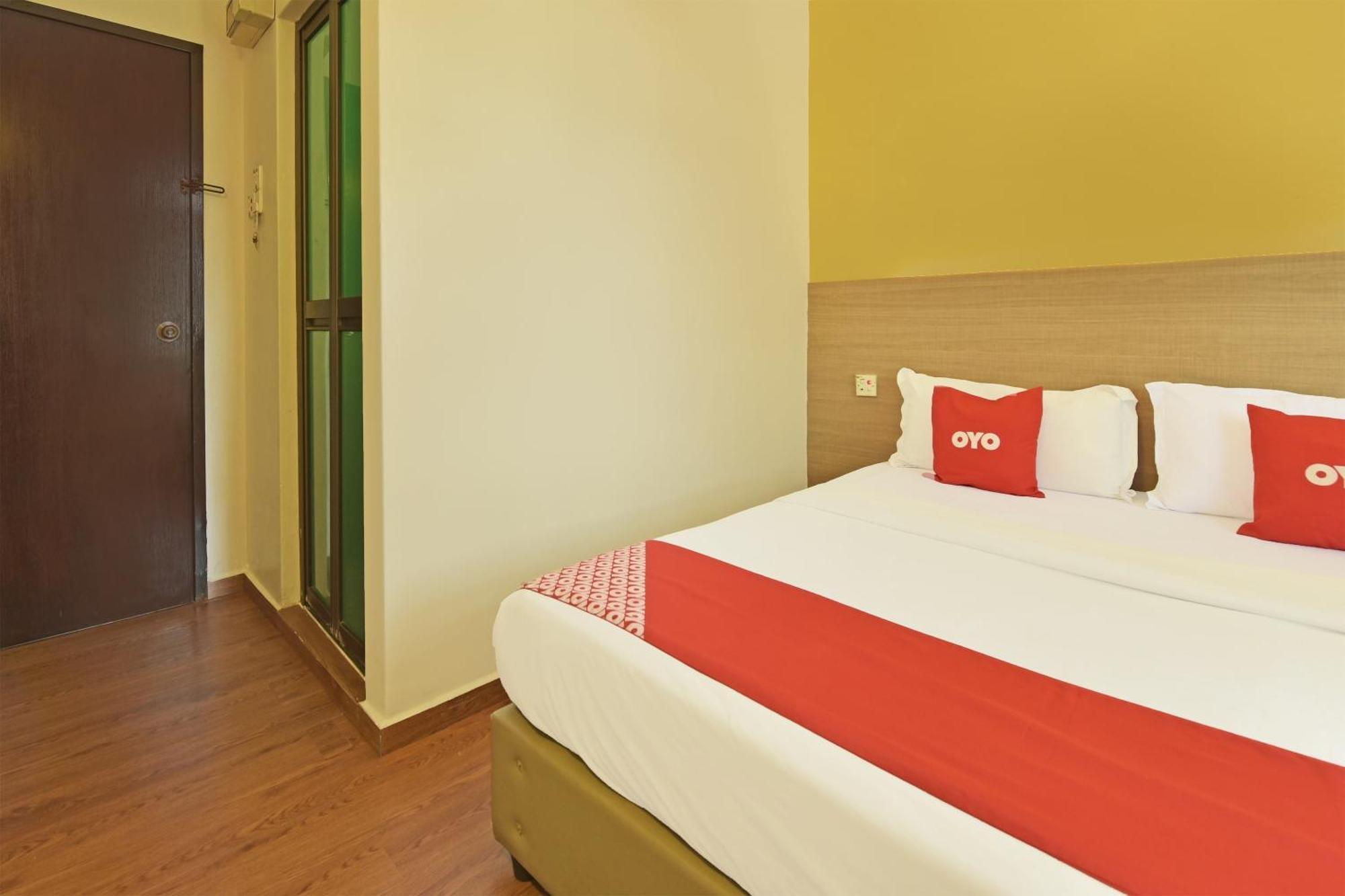 Super Oyo 44036 Hotel De Perdana Hill Batu Pahat Εξωτερικό φωτογραφία