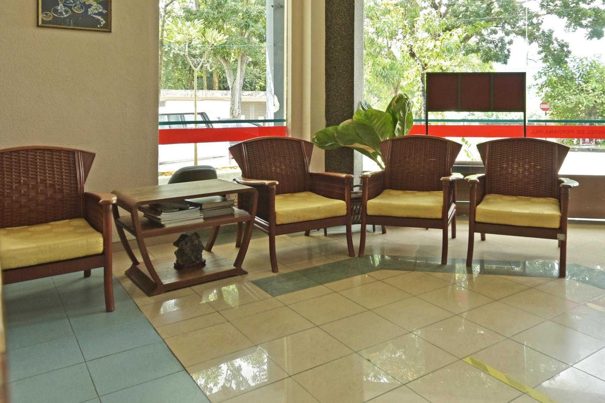 Super Oyo 44036 Hotel De Perdana Hill Batu Pahat Εξωτερικό φωτογραφία