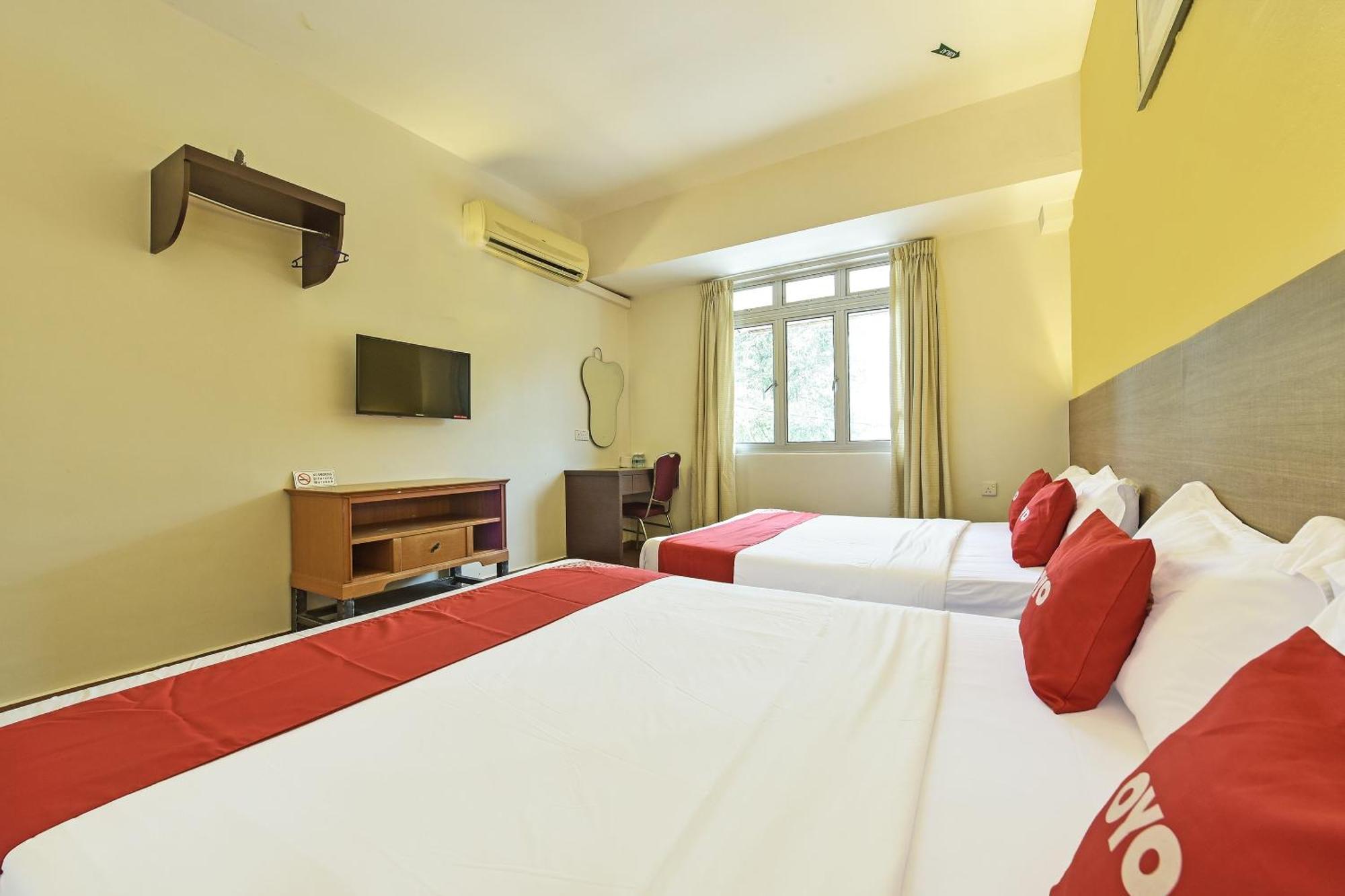 Super Oyo 44036 Hotel De Perdana Hill Batu Pahat Εξωτερικό φωτογραφία